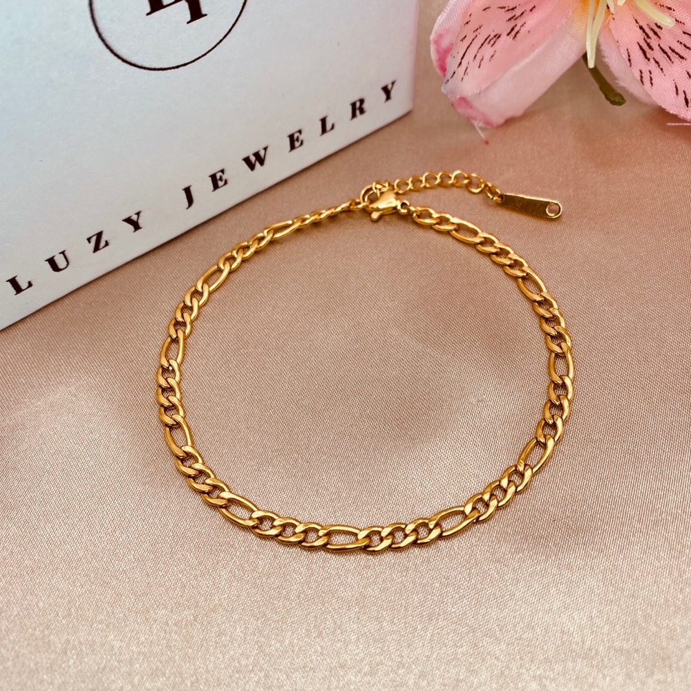 18K Gold Classic Figaro Link Chain Anklet